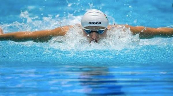 السباحة مفيدة.. لكن انتبه لمخاطرها إن كنت من مرضى القلب