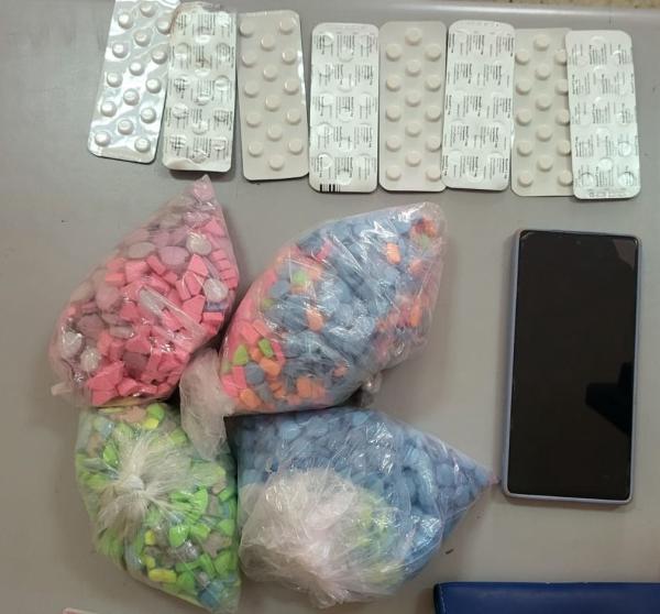 الدارالبيضاء .. توقيف شخصين متورطين في ترويج أقراص "إكستازي"