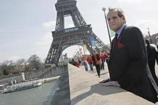 أسرار تجسس البصري على حياة الأمراء 