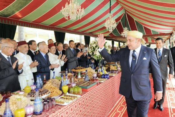 الملك يترأس بالرباط حفل استقبال بمناسبة الذكرى الخمسين لميلاده