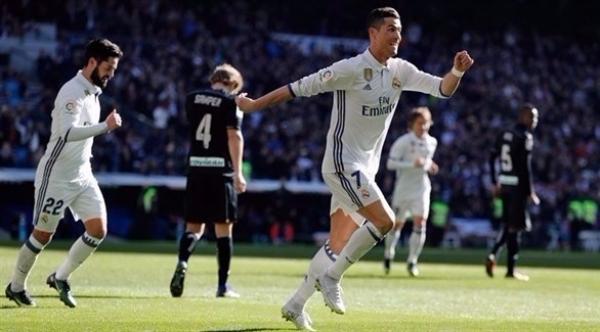 رونالدو يقود ريال مدريد للفوز على ريال سوسيداد (فيديو)
