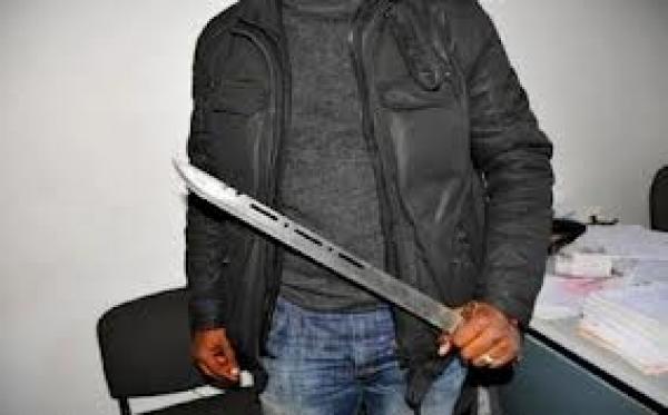 مكناس : شخص يذبح "نسيبتو" ويحاول الإجهاز على زوجته