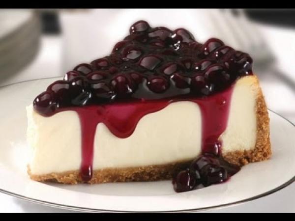 كيكة التوت اللذيذة