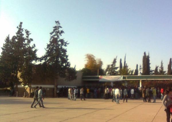 أكادير:أجواء محتقنة وحصار لادارة الكلية،واعتقالات في صفوف الطلبة