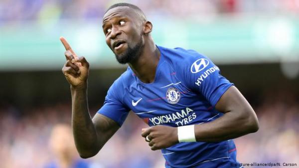 نجم تشيلسي يتحمل تكاليف طعام طاقم تمريض مستشفى شاريتي ببرلين