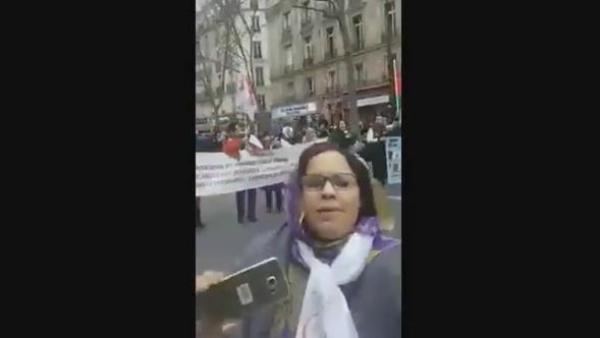 مغربي حر يبهدل مساندة لعصابة البوليساريو في مسيرة بفرنسا