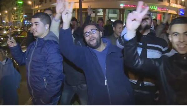 فرحة الجماهير المغربية بالتأهل الى دور الربع