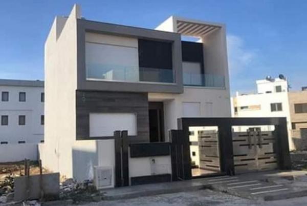 لص يسطو على فيلا بحي راق بتطوان بطريقة ماكرة ويقوم بشيء غريب من أجل تمويه محققي الشرطة