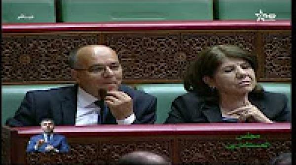 في سابقة الخلفي يعد بنشر الاسئلة الكتابية واجوبتها للعموم