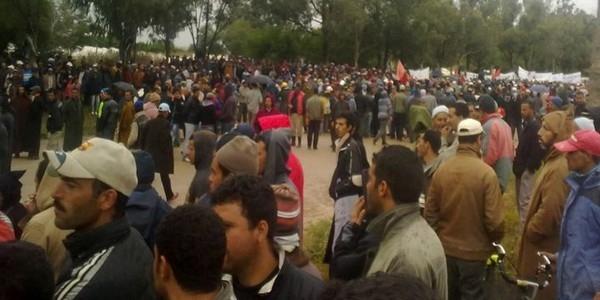 مسيرة احتجاجية بالجرف الأصفر تطالب بالحق في الشغل والحد من التلوث