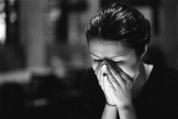 مصير "مسخوطة" طردت أمها وشقيقها من المنزل لتمارس فيه الدعارة