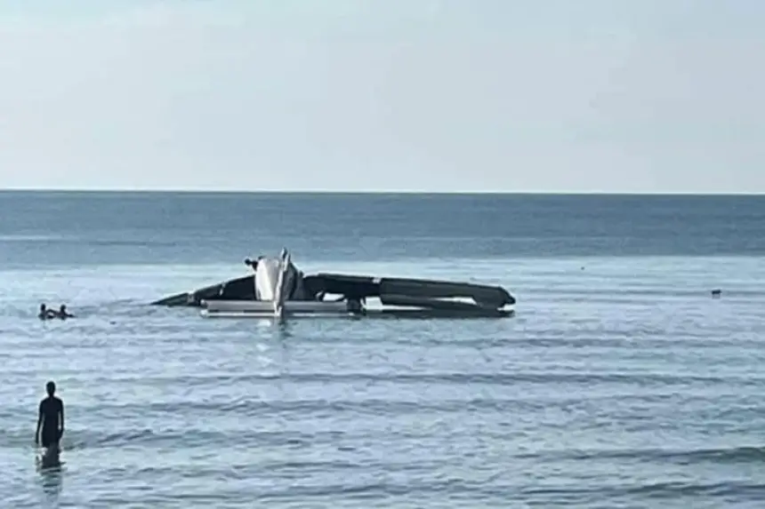 تحطم طائرة  شرطة تايلاندية في البحر ومصرع جميع ركابها الستة