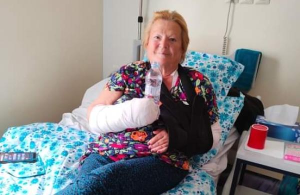 بعد نجاتها من موت محقق: سائحة بلجيكية توجه نداء عاجلا إلى ساكنة أكادير