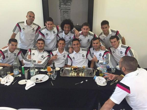 بالصور : هكذا احتفل نافاس اليوم بعيد ميلاده في الرباط