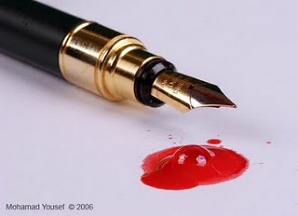 الأطباء يستخرجون قلما من مخ كويتي