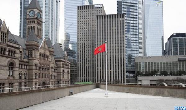 رفع العلم المغربي في تورنتو الكندية