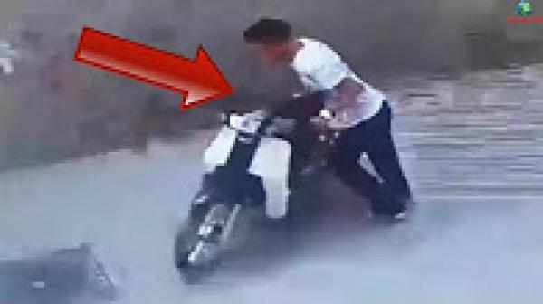 شفار اختصاصي في الموطورات بمراكش .. شاهد كيف سيسرق دراجة نارية