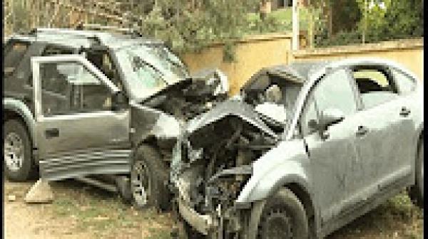 حادثة سير مروعة تخلف قتلى وجرحى بين أزرو و الحاجب