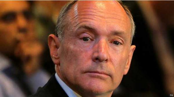 مخترع الشبكة العنكبوتية يحذر من التهديدات التي تتربص بحرية الانترنت