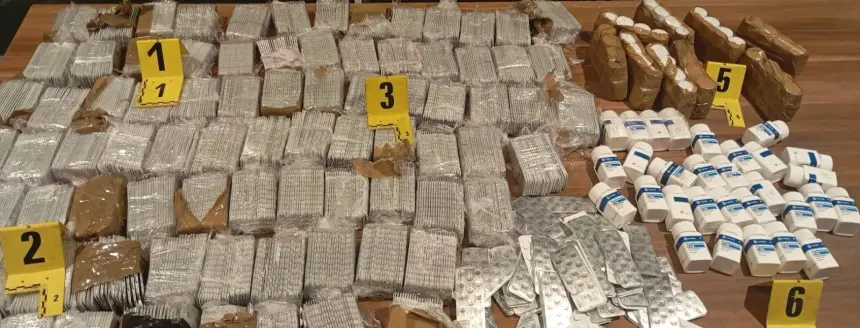 أمن ميناء طنجة ينجح في إحباط محاولة إدخال شحنة ضخمة من "حبوب الهلوسة" إلى التراب المغربي