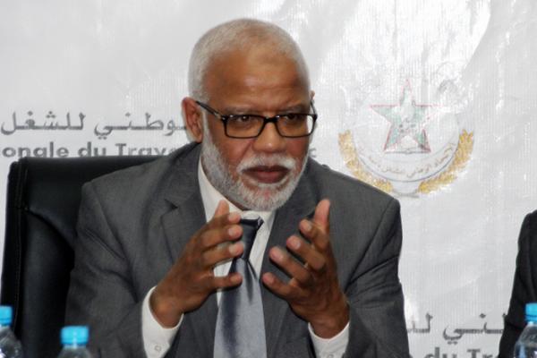 كبار موظفي وزارة الشغل و الادماج الاجتماعي يتحسسون رؤوسهم ، وهذه هي التفاصيل