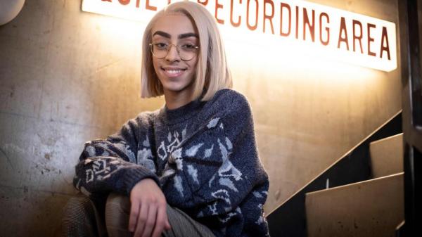 قبل أسابيع من "الأوروفيزيون"..المثلي المغربي بلال حساني يثير أزمة بين فرنسا واسرائيل