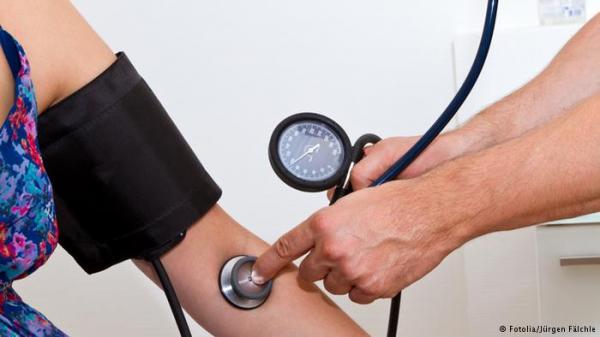 أطعمة تساعد في خفض ضغط الدم القاتل