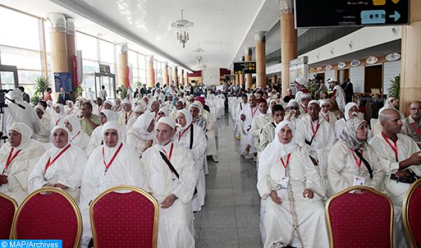 الملك محمد السادس يستقبل بتطوان الوفد الرسمي للحجاج المغاربة 