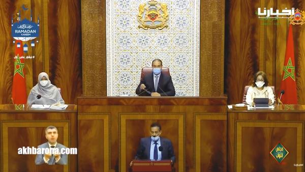 المهاجري يفجرها في وجه وزير الصناعة بالبرلمان: طالب معاشو سديتو عليه وانتوما تتفطرو مجموعين