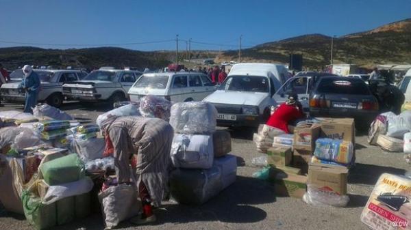 مصائب قوم عند قوم فوائد : ضحايا فيضانات الجنوب يستفيدون من السلع المهربة المصادرة من مهربي الشمال