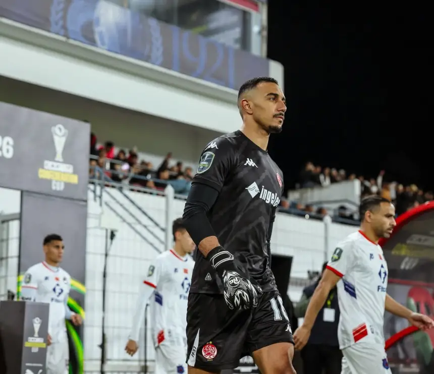 آيت منا يخرج عن صمته ويكشف "كواليس" حديثه مع المهدي بنعبيد خلال مباراة الجديدة