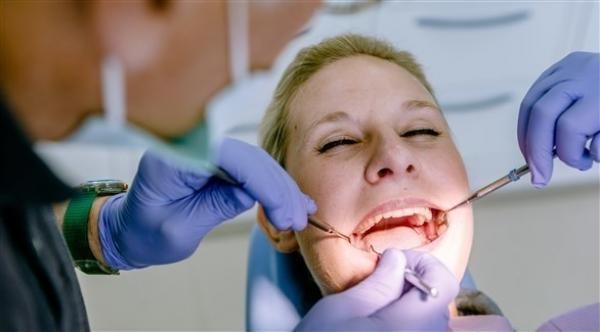 ماذا تعرف عن التهاب الغدد اللعابية؟