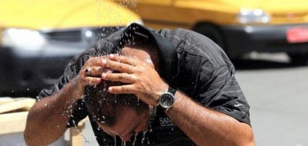 يا ربي السلامة...الحرارة ستبلغ درجات قياسية غدا الجمعة بهذه المناطق