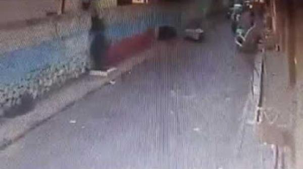 شفارا هازين سلاح أبيض كيتعداو على الناس في واضحة النهار - البرنوصي