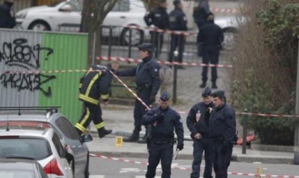 قتيلان ومصاب في اعتداء مسلح في مركز للتسوق بولاية فلوريدا