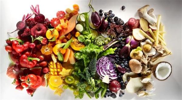 8 خرافات توقف عن تصديقها حول الأطعمة الخارقة