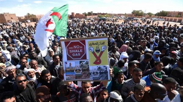 مظاهرات و احتجاجات فى جميع المدن الجزائرية بسبب تزوير الانتخابات