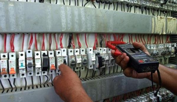 حملة اعتقالات داخل الوكالة المستقلة لتوزيع الماء والكهرباء بمكناس