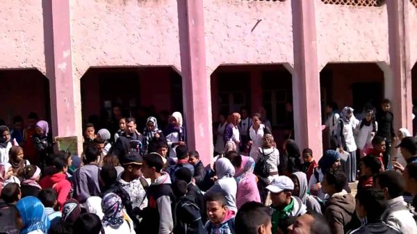 الأمن يعتقل شخصا اقتحم مدرسة واعتدى على أستاذ ببرشيد..بسبب تلميذة!