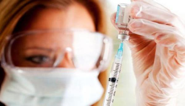 بعد نجاحها على الحيوانات...جامعة أكسفورد تعلن بثقة تجارب لقاح كورونا على البشر الأسبوع المقبل