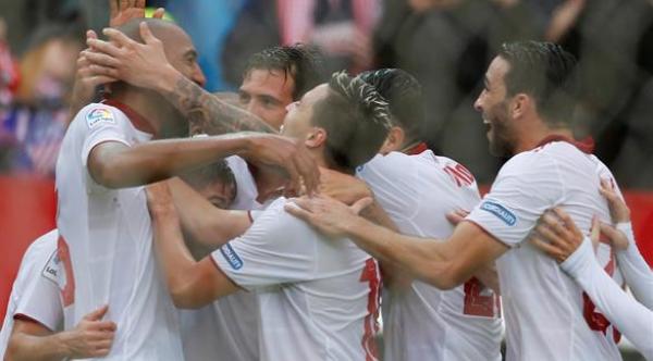 أشبيلية يهزم الأتلتيكو و يرتقي لصدارة الليغا 