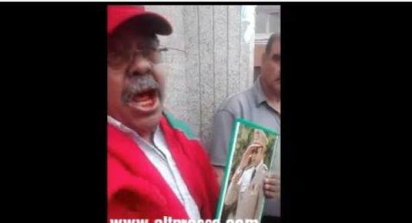 احتجاجات عائلات المعتقلين على هامش أحداث الحسيمة أمام "الكوميسارية"