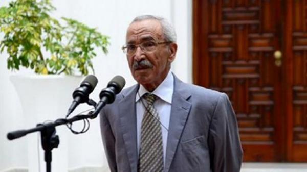 وفاة رئيس الحكومة الجزائرية السابق