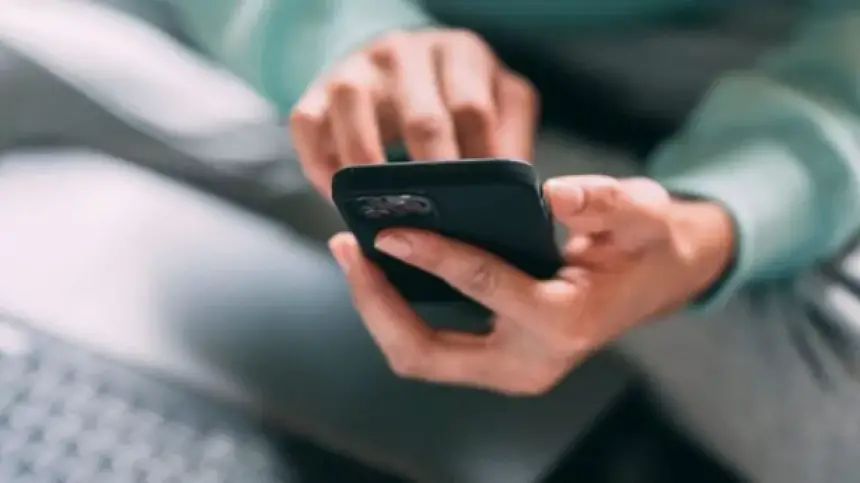 خلل مفاجئ في شبكة الاتصالات يشلّ الهاتف والإنترنت بإسبانيا