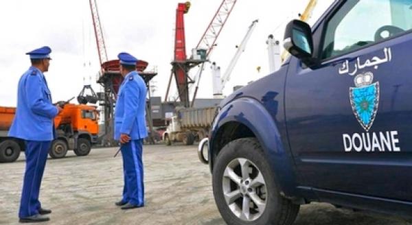 مصالح الجمارك في طنجة تحبط محاولة تهريب أجهزة إلكترونية بقيمة 300 مليون سنتيم