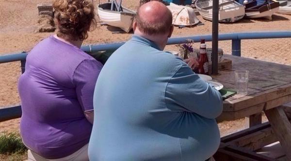 دراسة: ملايين البشر يعانون سوء التغذية أو السمنة