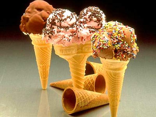 الأيس كريم والمشروبات المثلجه تسبب جفاف الجلد