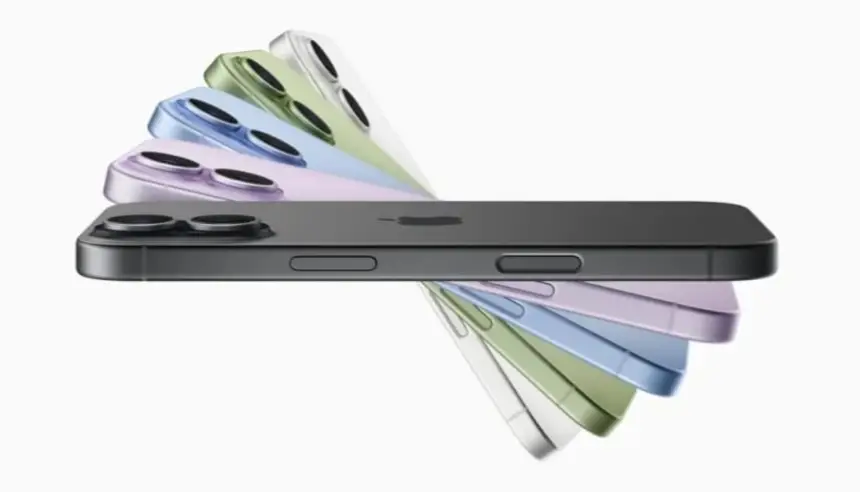 iPhone 17 يشعل المنافسة: أداء فائق وسعر مغرٍ في جهاز واحد