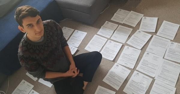 شاب يصدم بتوصله بالعشرات من المخالفات المرورية بالرغم من عدم امتلاكه لسيارة