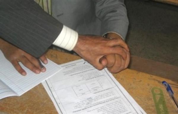 ضبط عملية غش بامتحانات الدورة الاستدراكية للباكالوريا بطلها موظف بعمالة  المضيق الفنيدق 